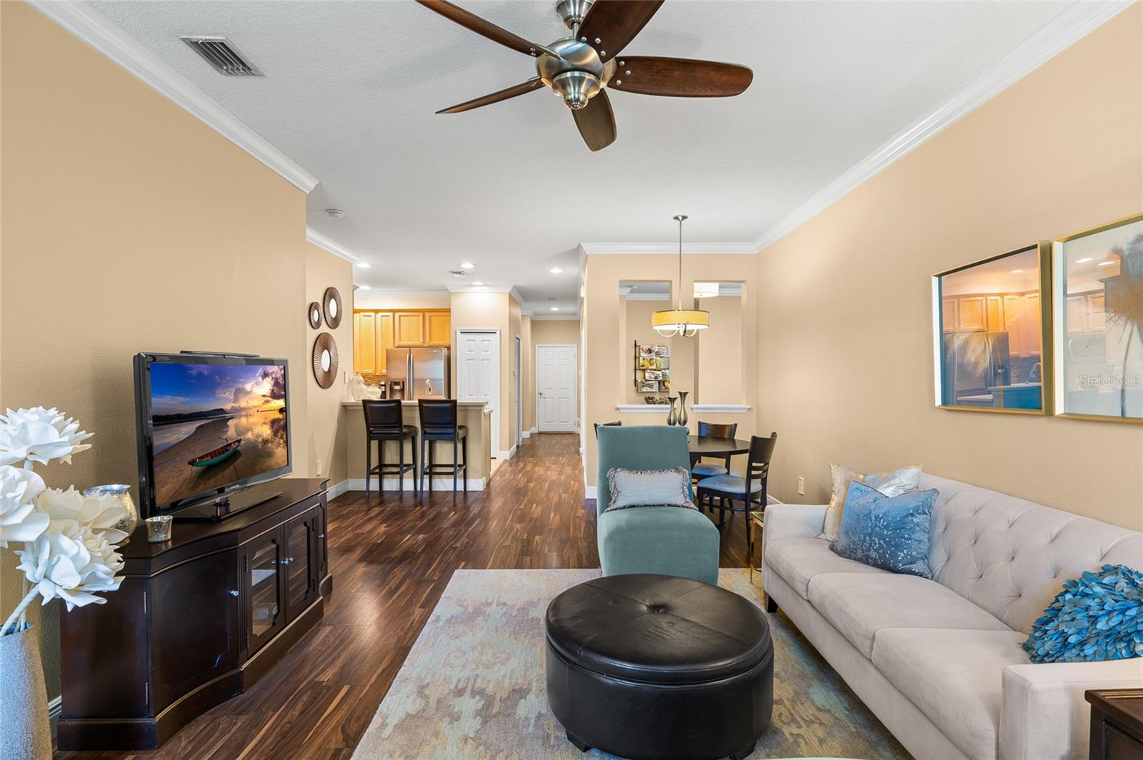 WORTHINGTON AT WEST PARK VILLA - Residential