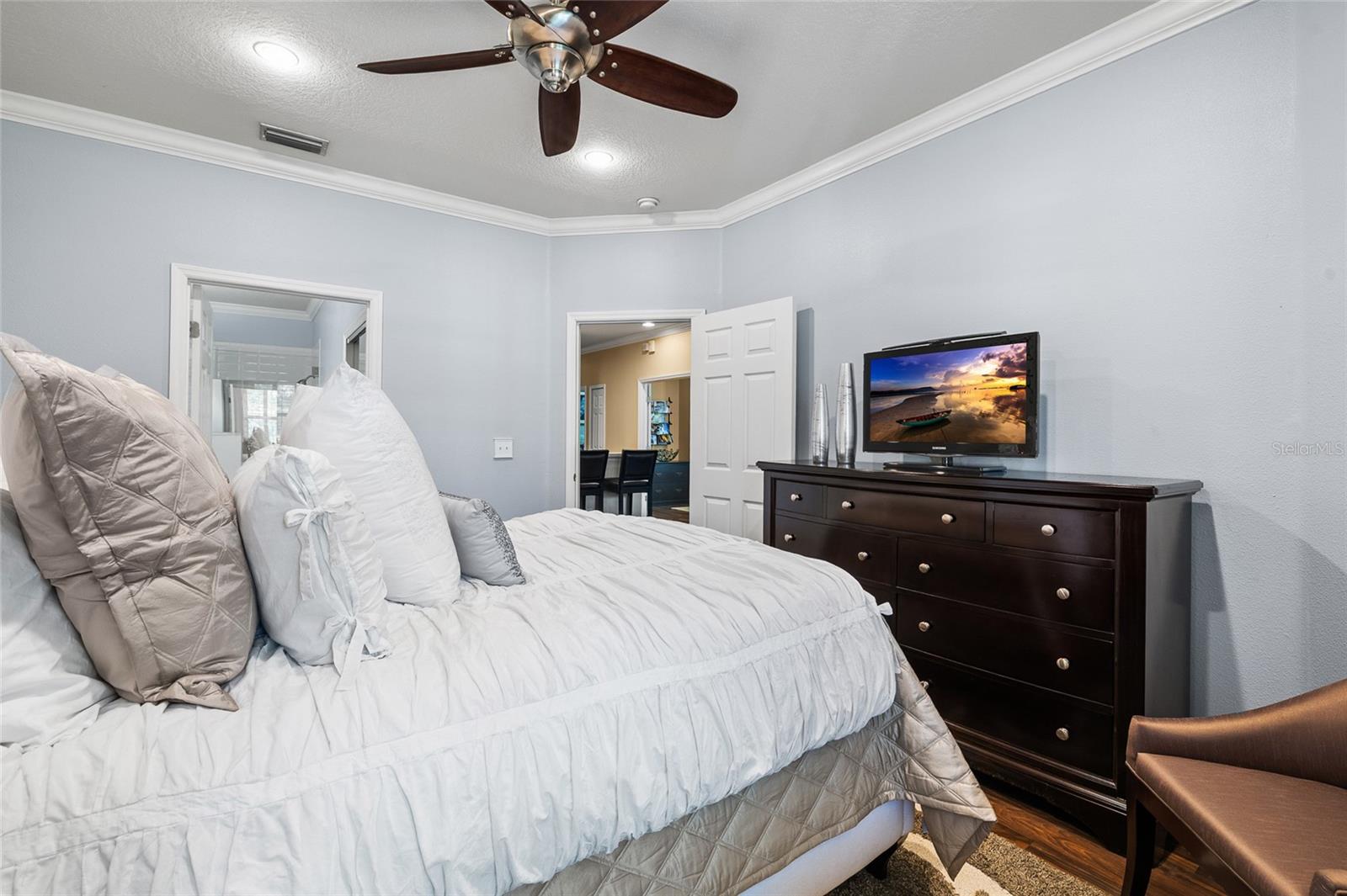 WORTHINGTON AT WEST PARK VILLA - Residential