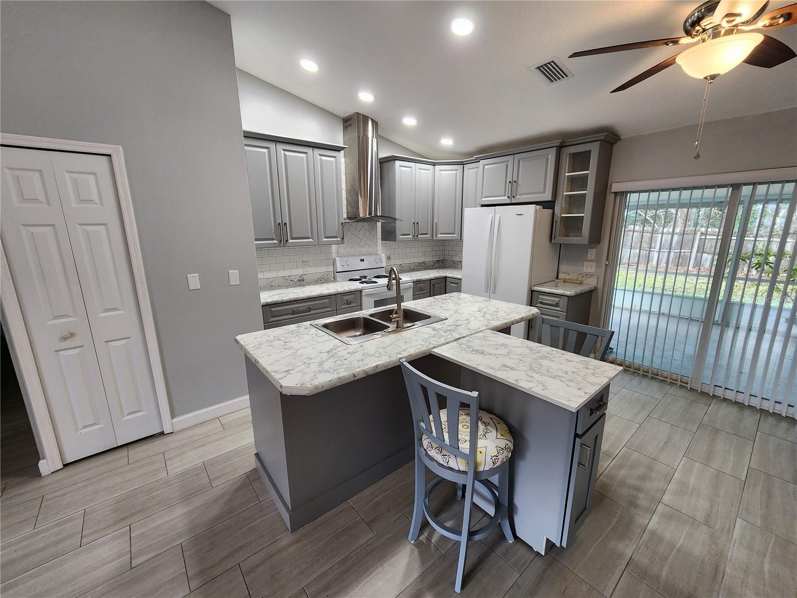 HIGHRIDGE ESTATES REP - Residential Lease