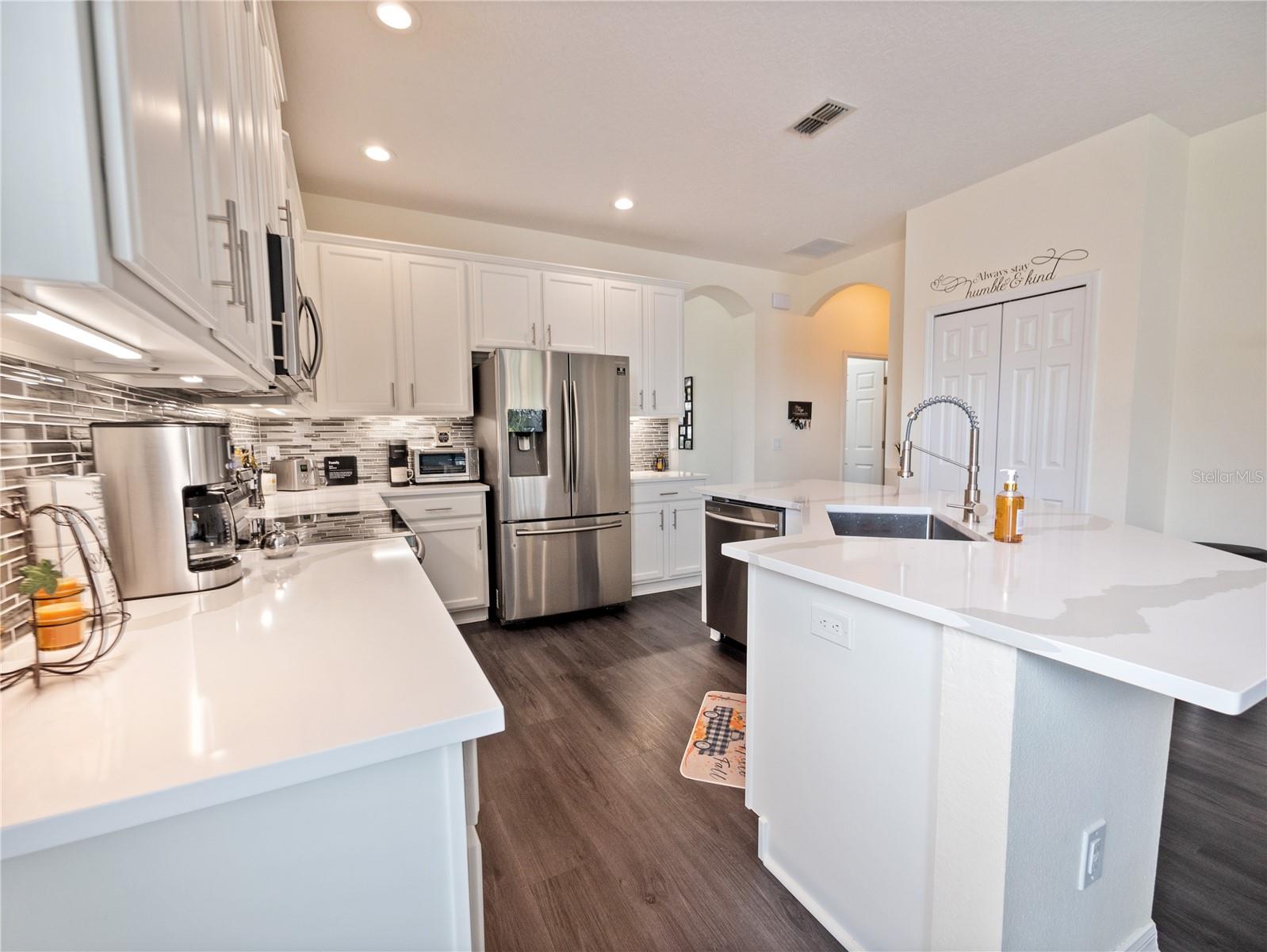 CYPRESS BEND - Residential