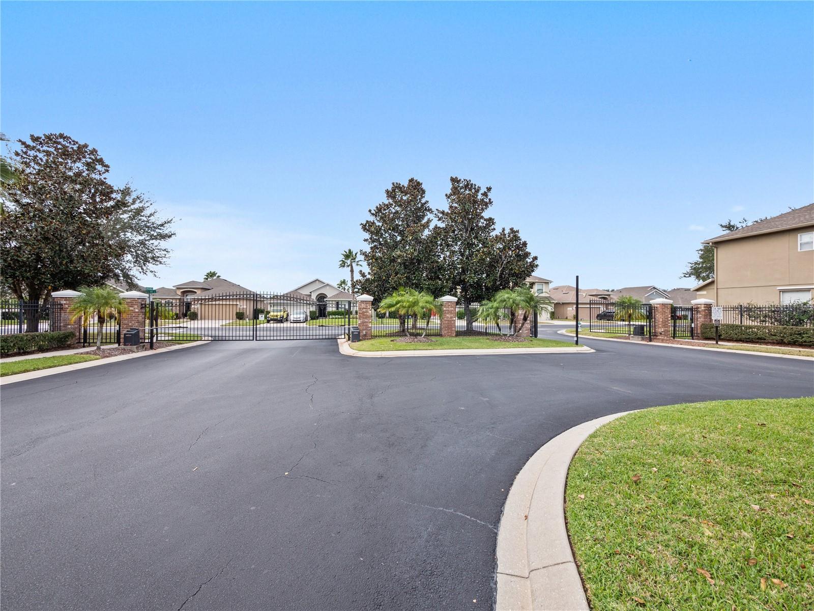 CYPRESS BEND - Residential