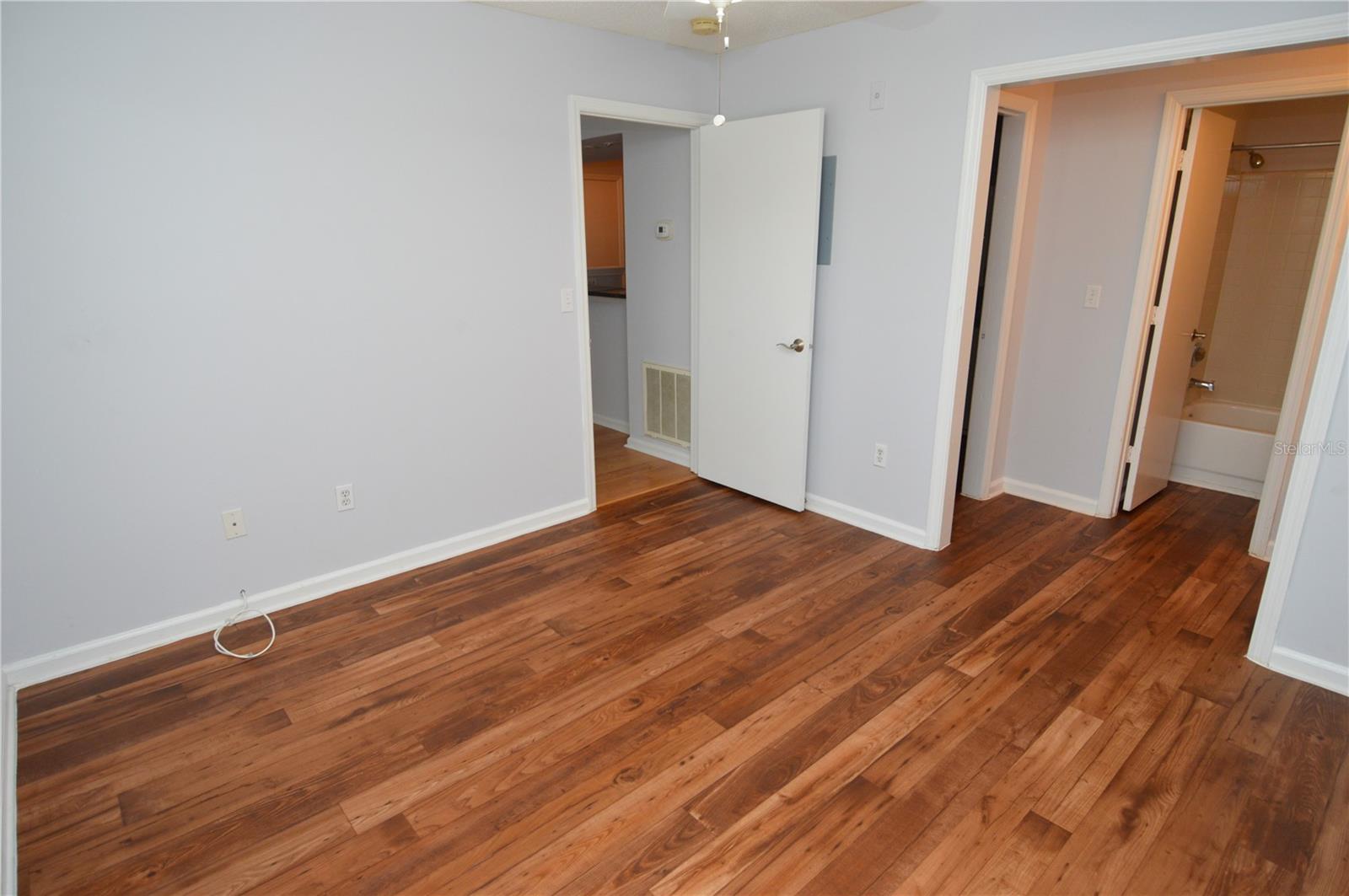 BAYPOINTE PRESERVE CONDO - Residential Lease