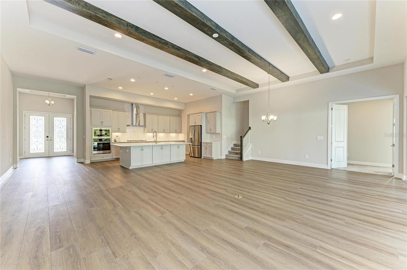 CRESTWOOD ESTATES - Residential