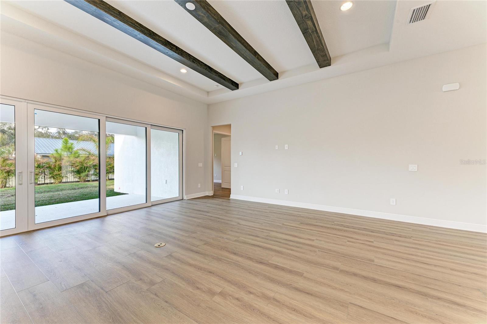 CRESTWOOD ESTATES - Residential