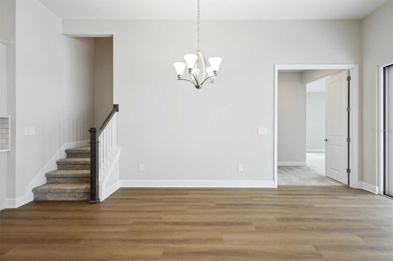 CRESTWOOD ESTATES - Residential
