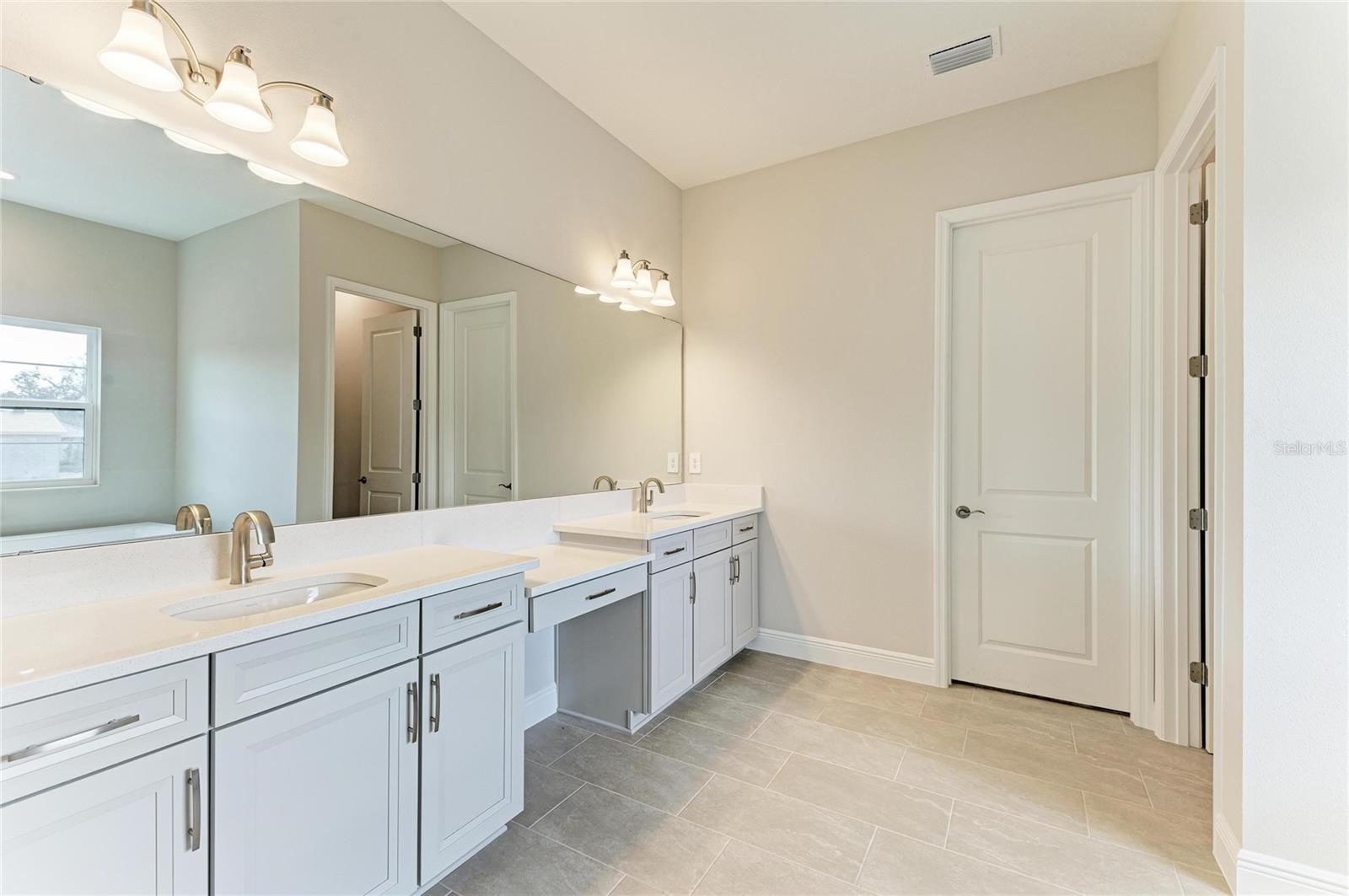 CRESTWOOD ESTATES - Residential