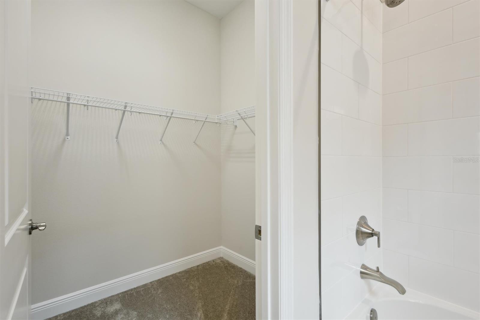 CRESTWOOD ESTATES - Residential