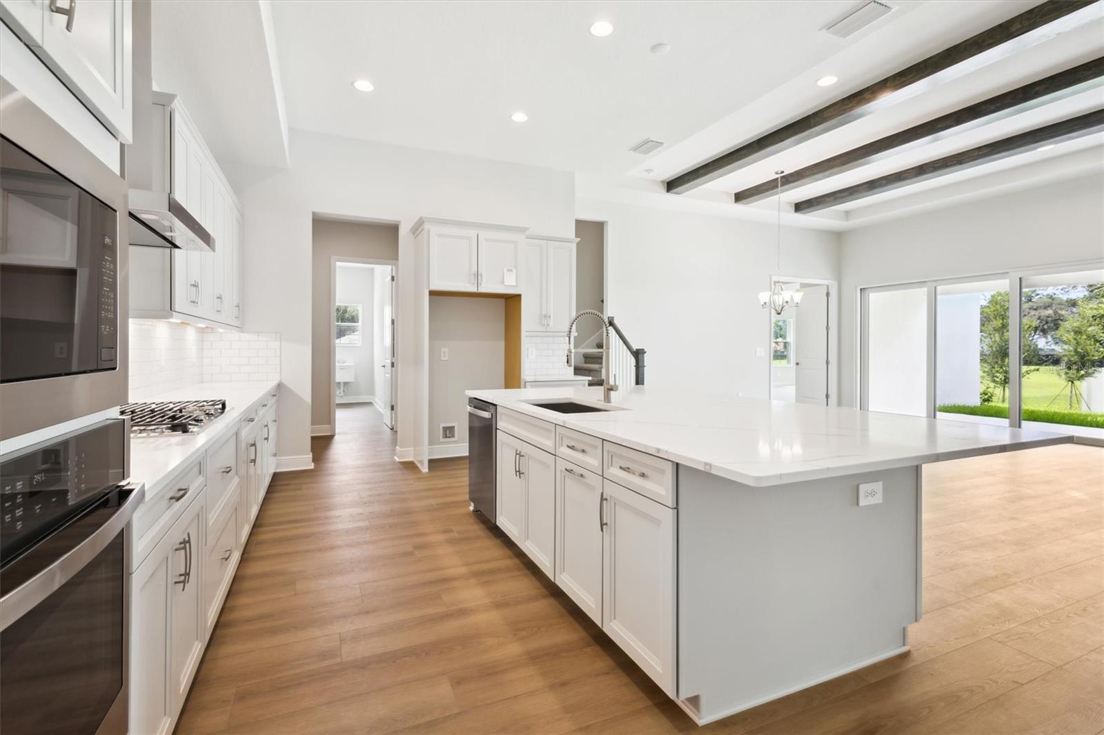 CRESTWOOD ESTATES - Residential