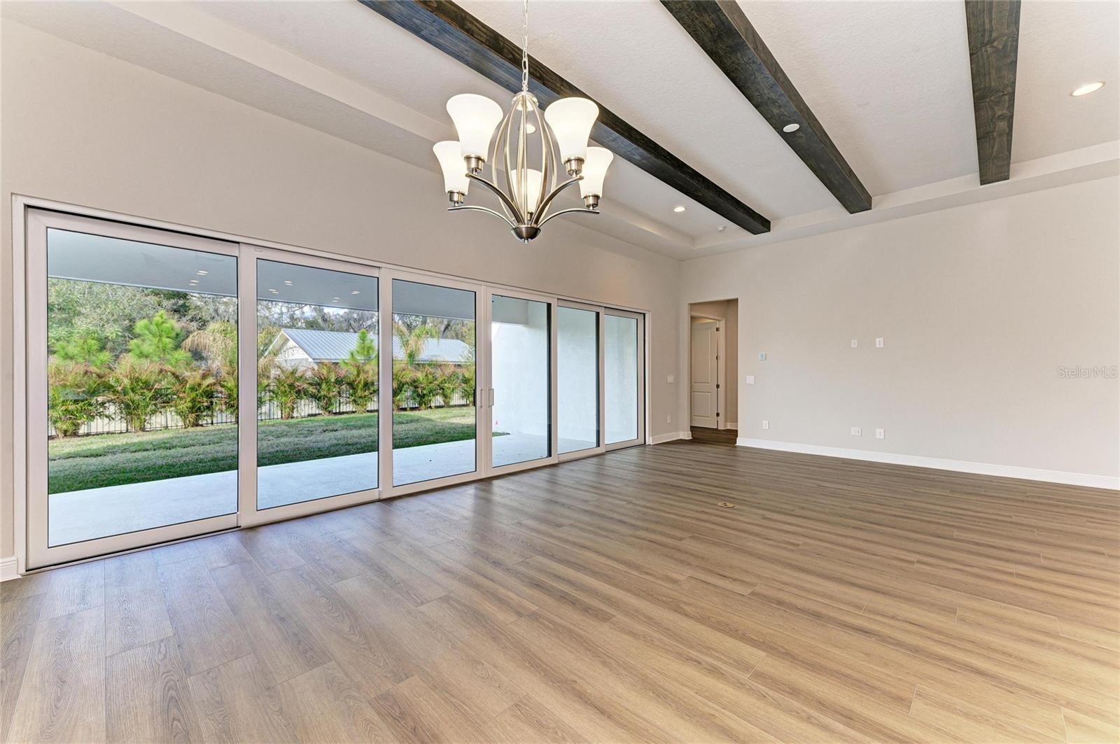 CRESTWOOD ESTATES - Residential