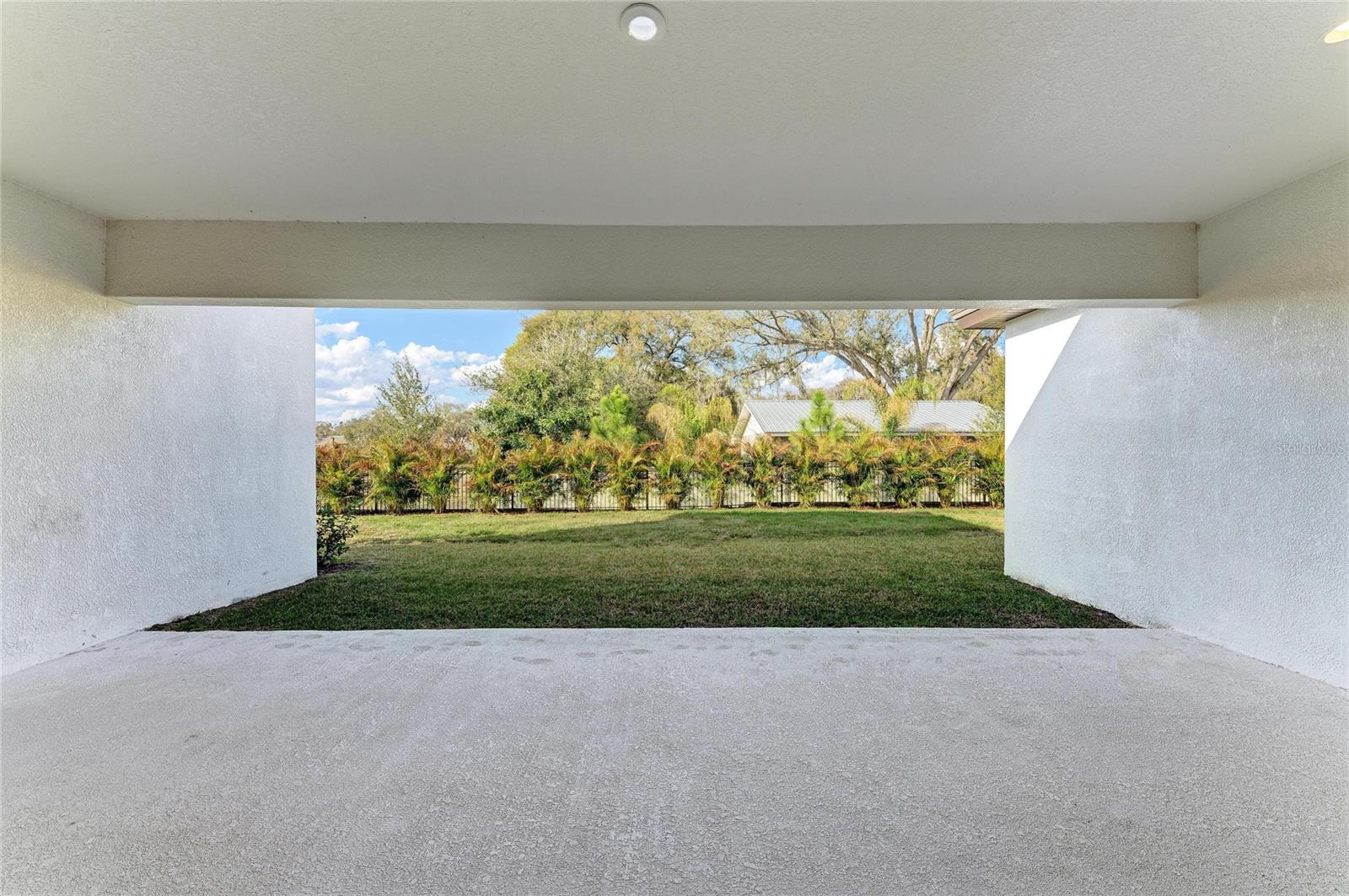 CRESTWOOD ESTATES - Residential