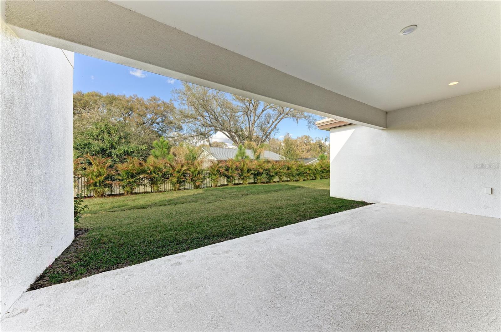 CRESTWOOD ESTATES - Residential