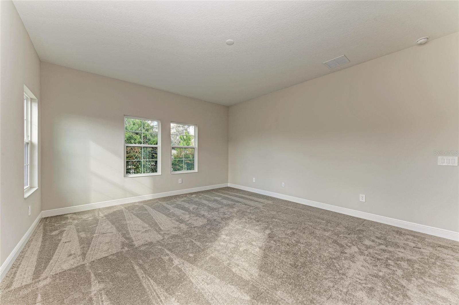 CRESTWOOD ESTATES - Residential