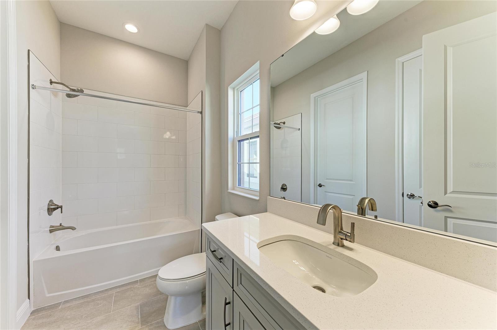 CRESTWOOD ESTATES - Residential