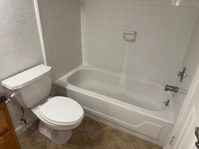 LAKEWOOD PARK - Residential Lease