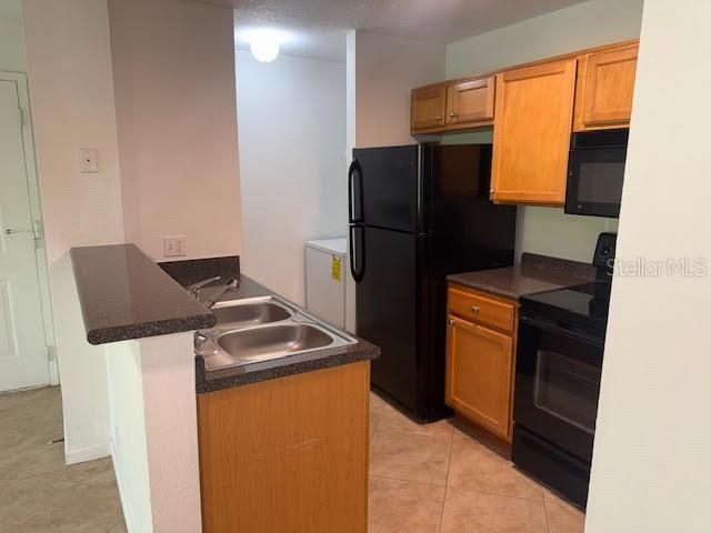 LAKEWOOD PARK - Residential Lease