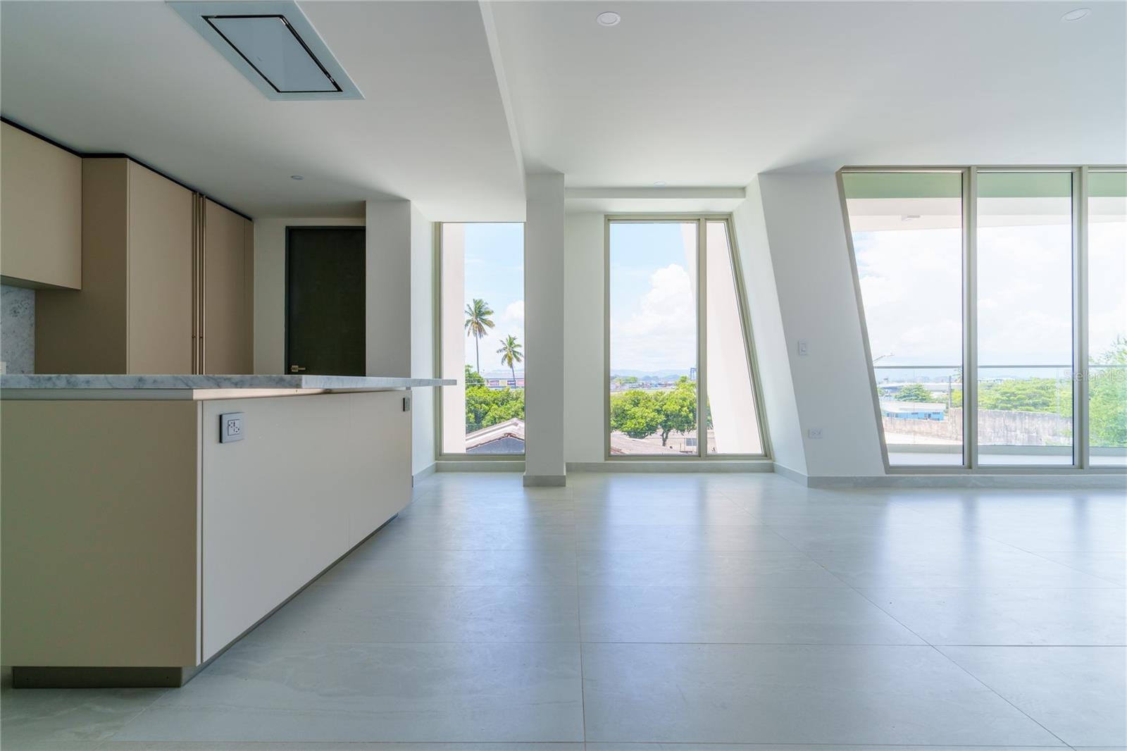 LE PARC - Residential Lease