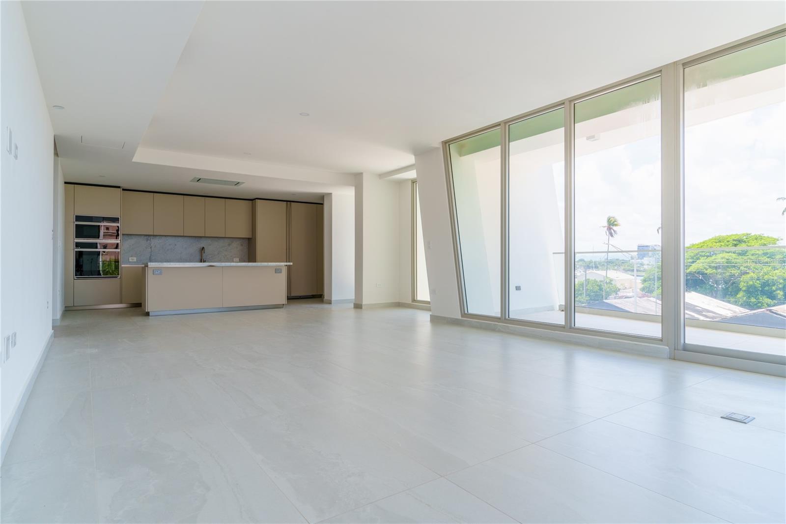 LE PARC - Residential Lease