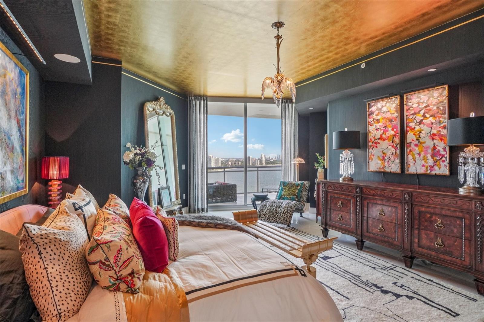 VIRAGE BAYSHORE - Residential
