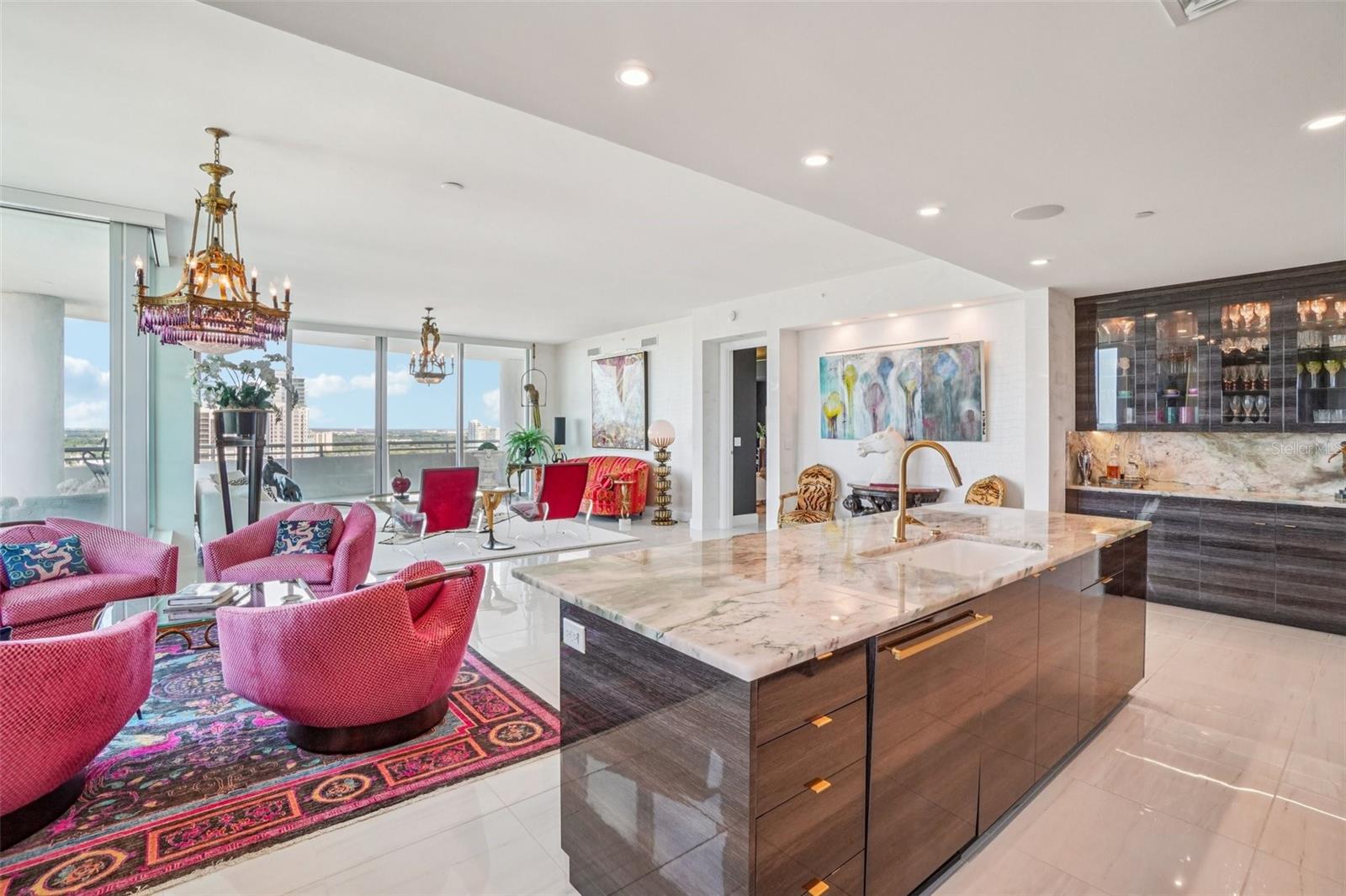 VIRAGE BAYSHORE - Residential