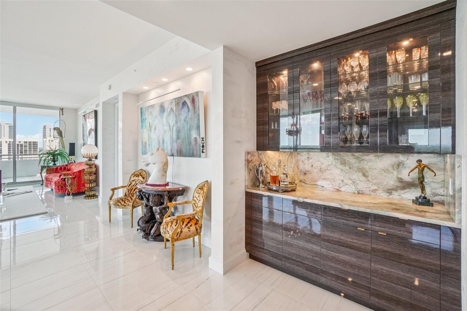 VIRAGE BAYSHORE - Residential