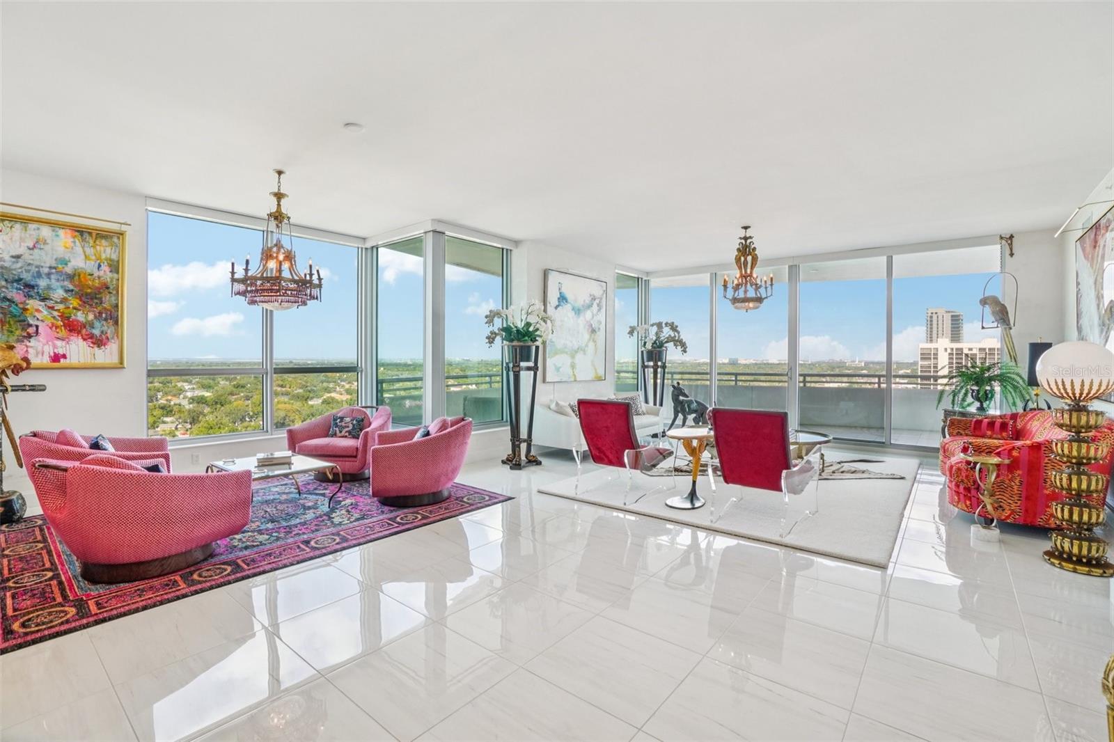 VIRAGE BAYSHORE - Residential