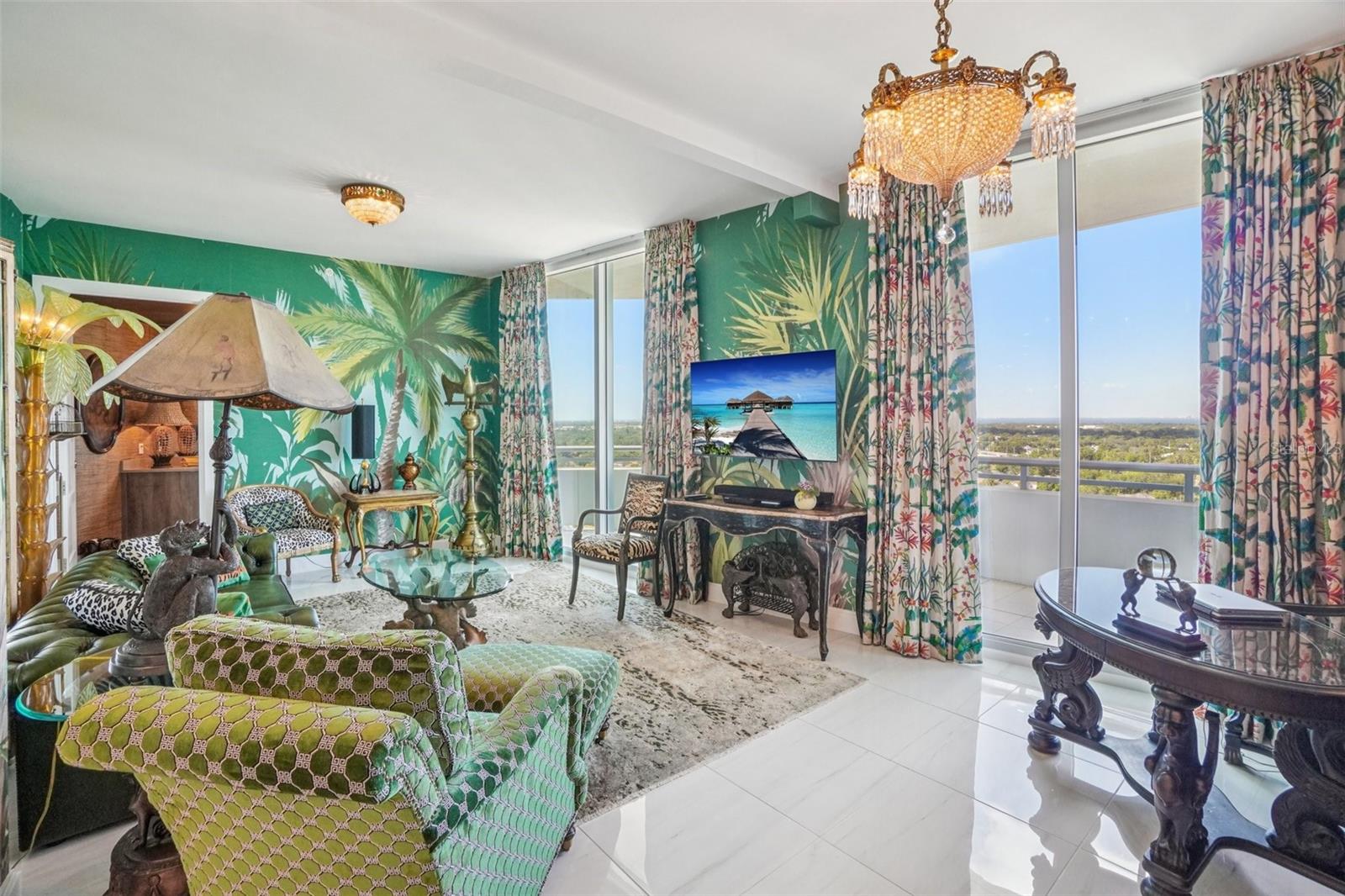VIRAGE BAYSHORE - Residential