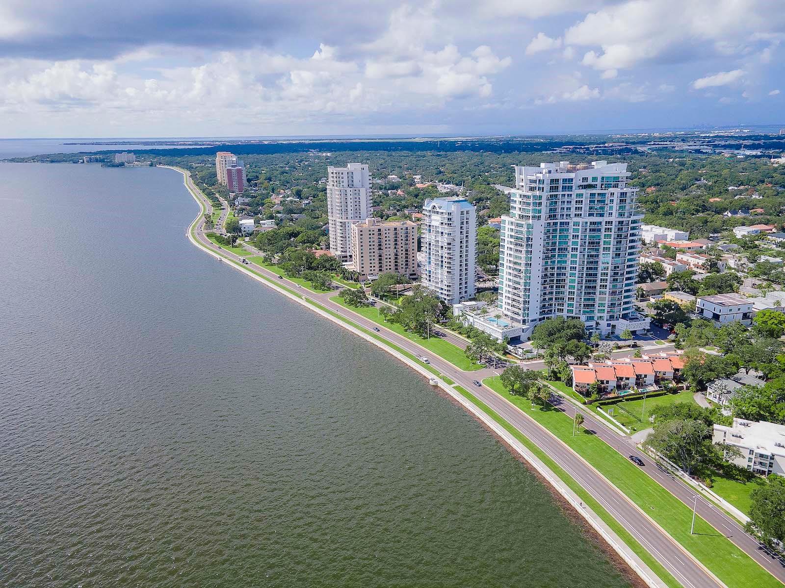 VIRAGE BAYSHORE - Residential