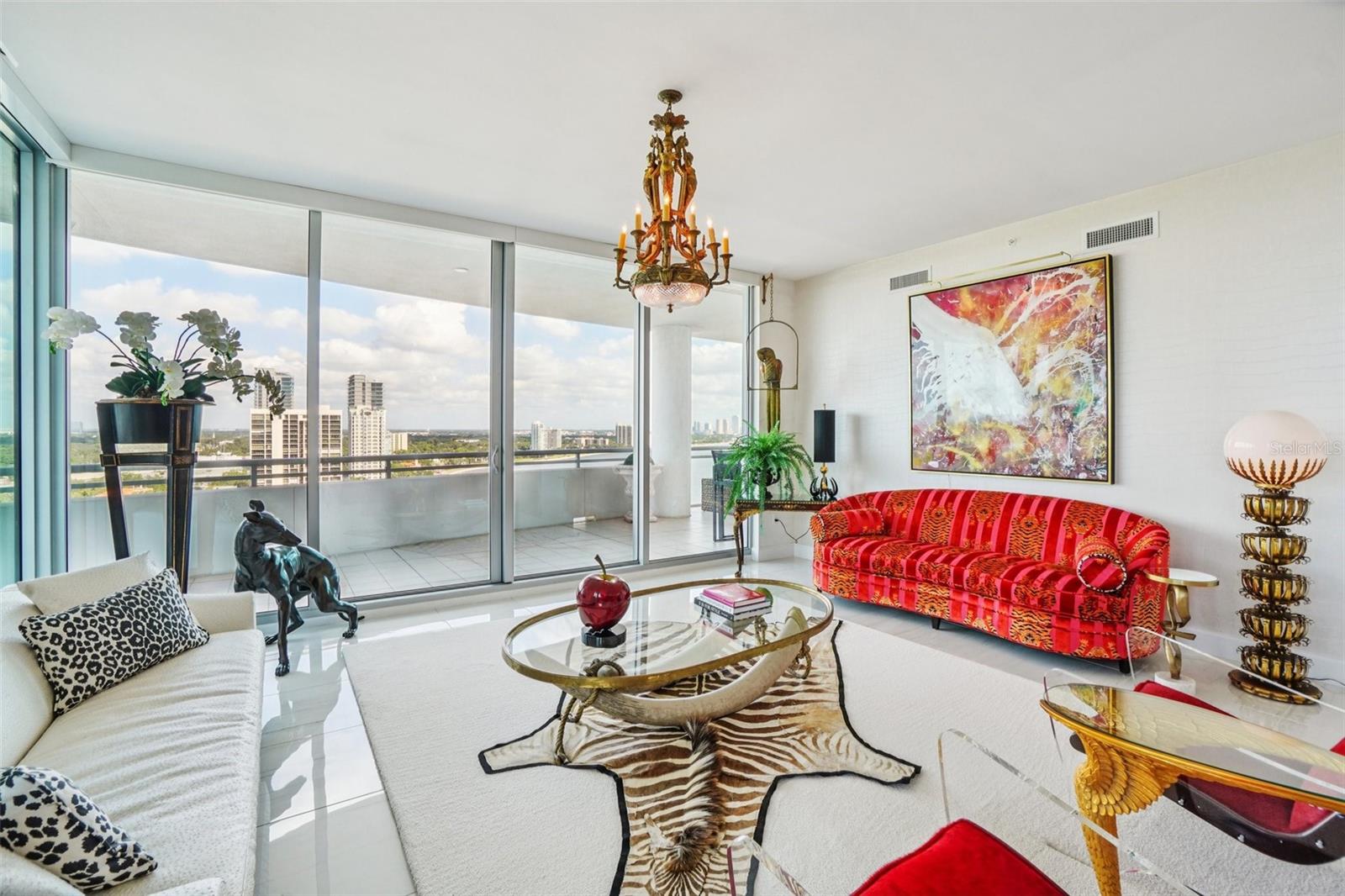 VIRAGE BAYSHORE - Residential