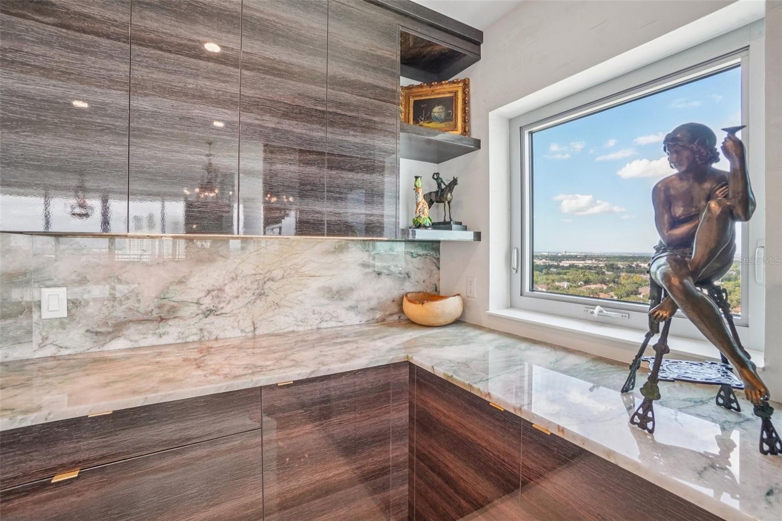 VIRAGE BAYSHORE - Residential