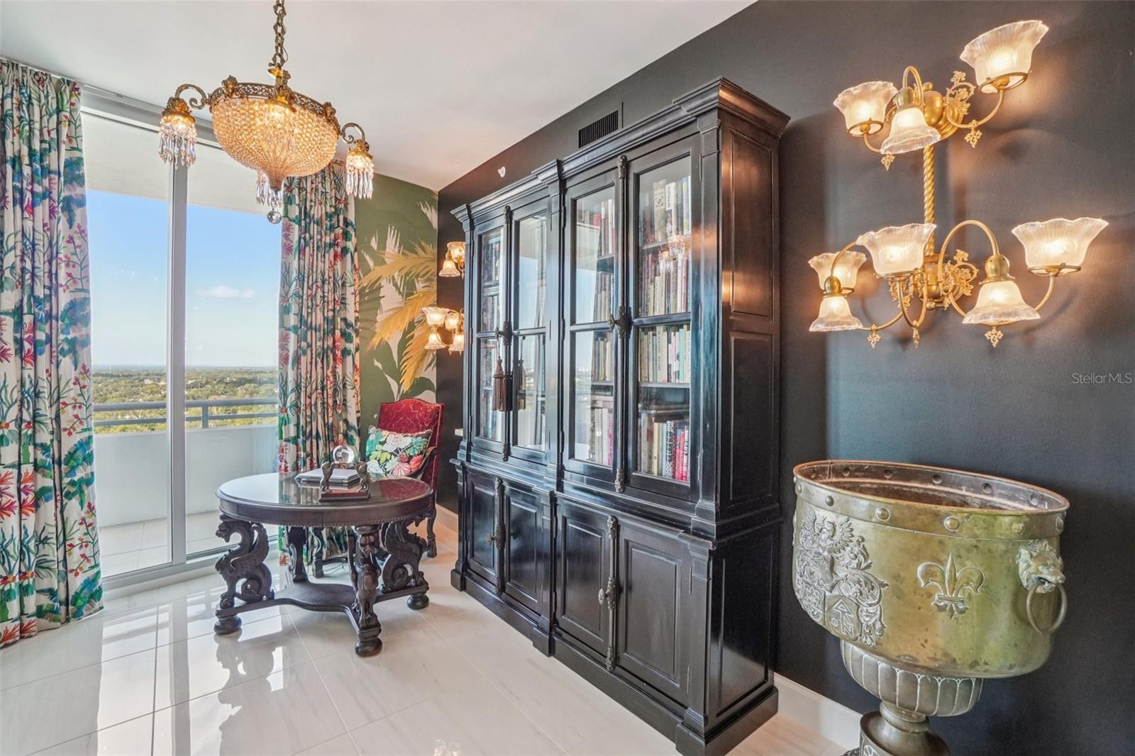 VIRAGE BAYSHORE - Residential