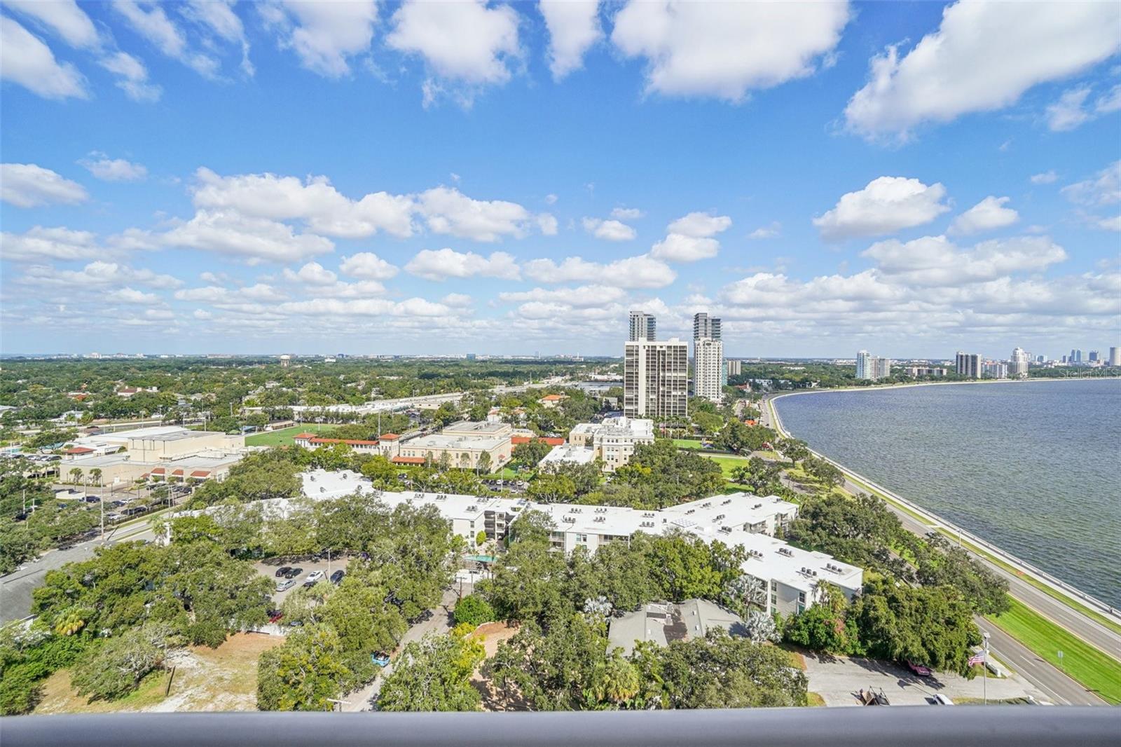 VIRAGE BAYSHORE - Residential