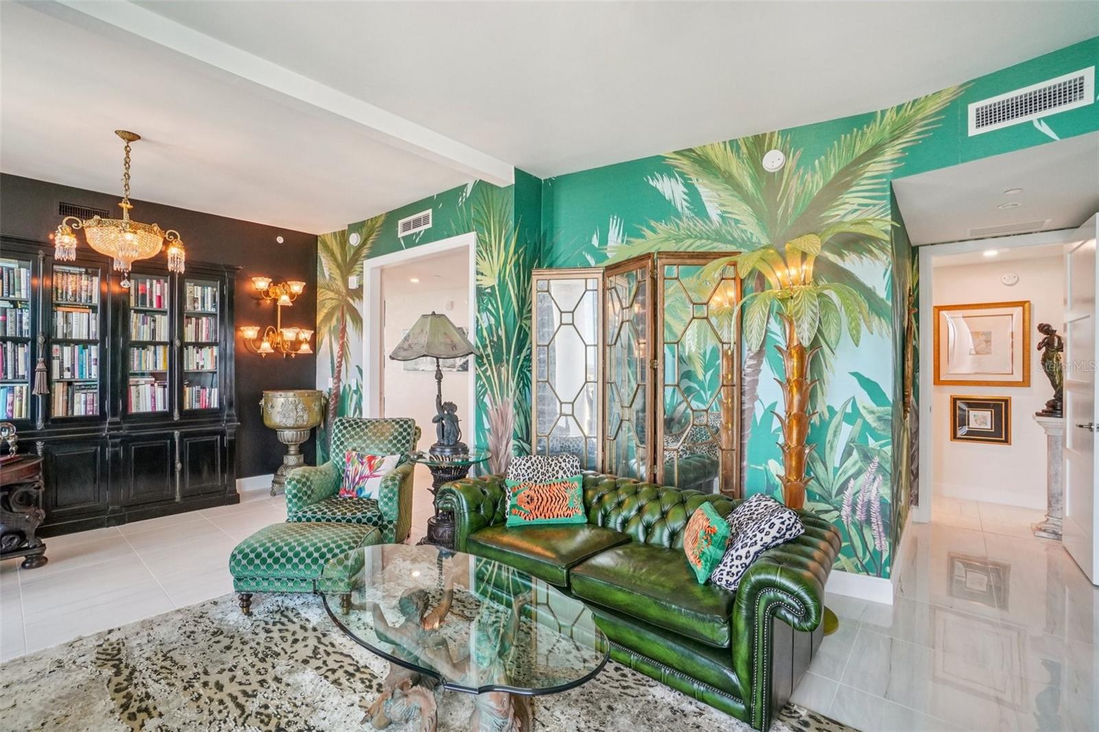 VIRAGE BAYSHORE - Residential