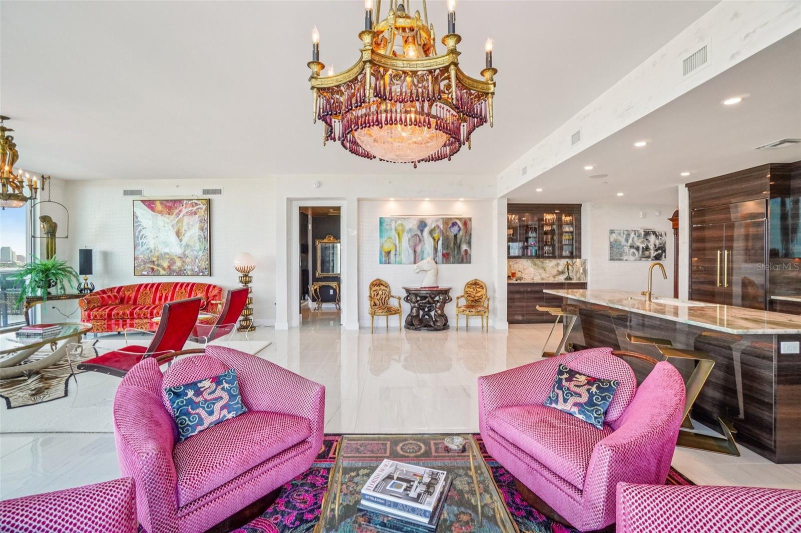 VIRAGE BAYSHORE - Residential