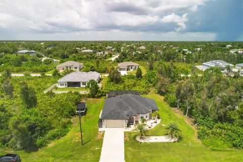 A home in PORT CHARLOTTE