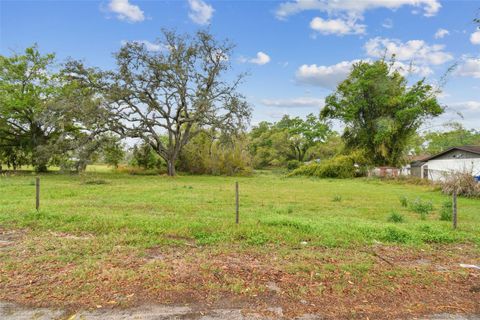 S TAYLOR ROAD SEFFNER FL 33584
