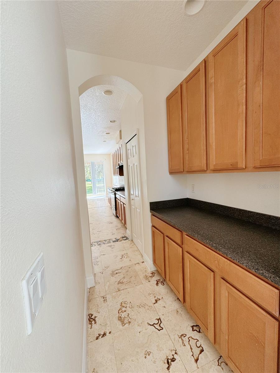 SUMMERPORT PHASE 1 - Residential Lease