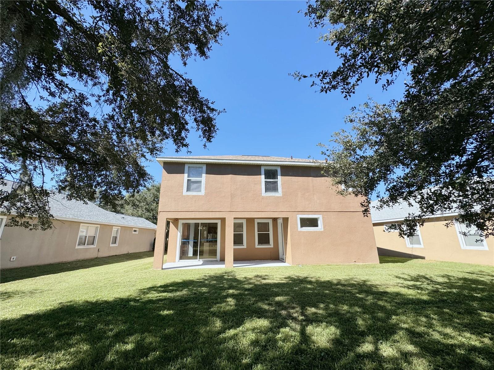 SUMMERPORT PHASE 1 - Residential Lease