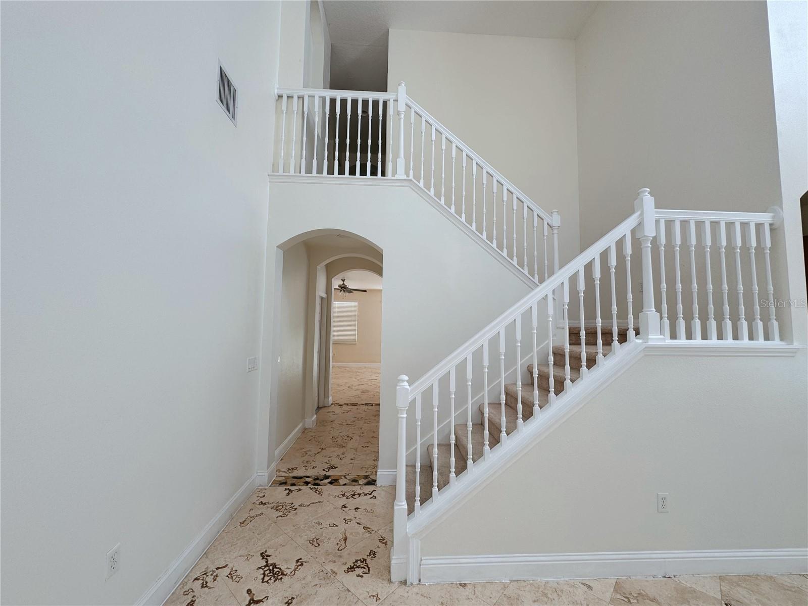 SUMMERPORT PHASE 1 - Residential Lease