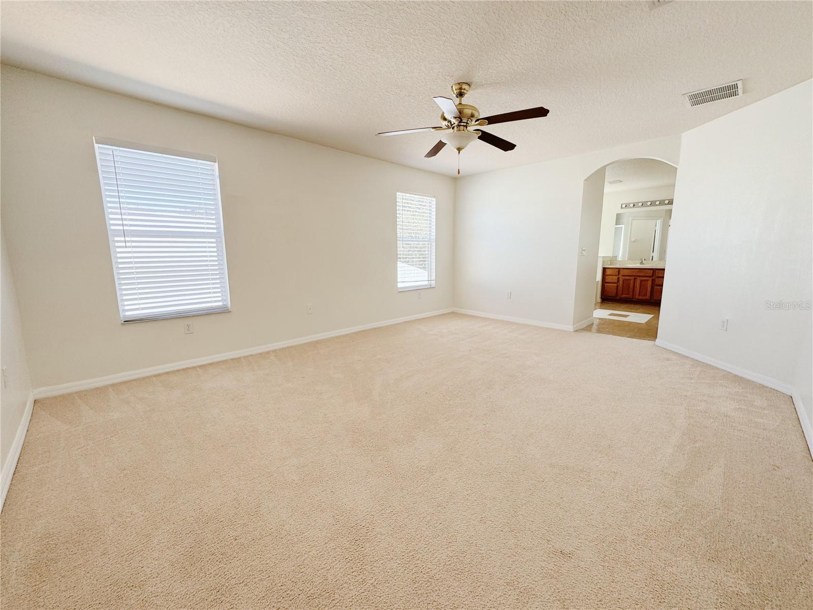 SUMMERPORT PHASE 1 - Residential Lease