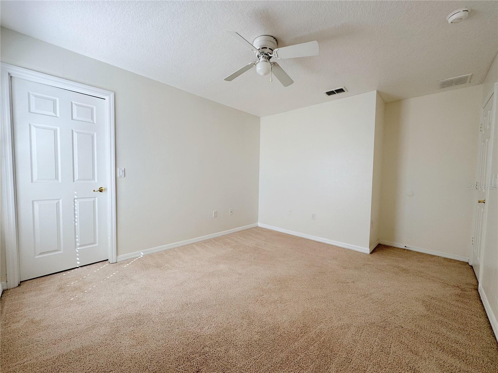 SUMMERPORT PHASE 1 - Residential Lease