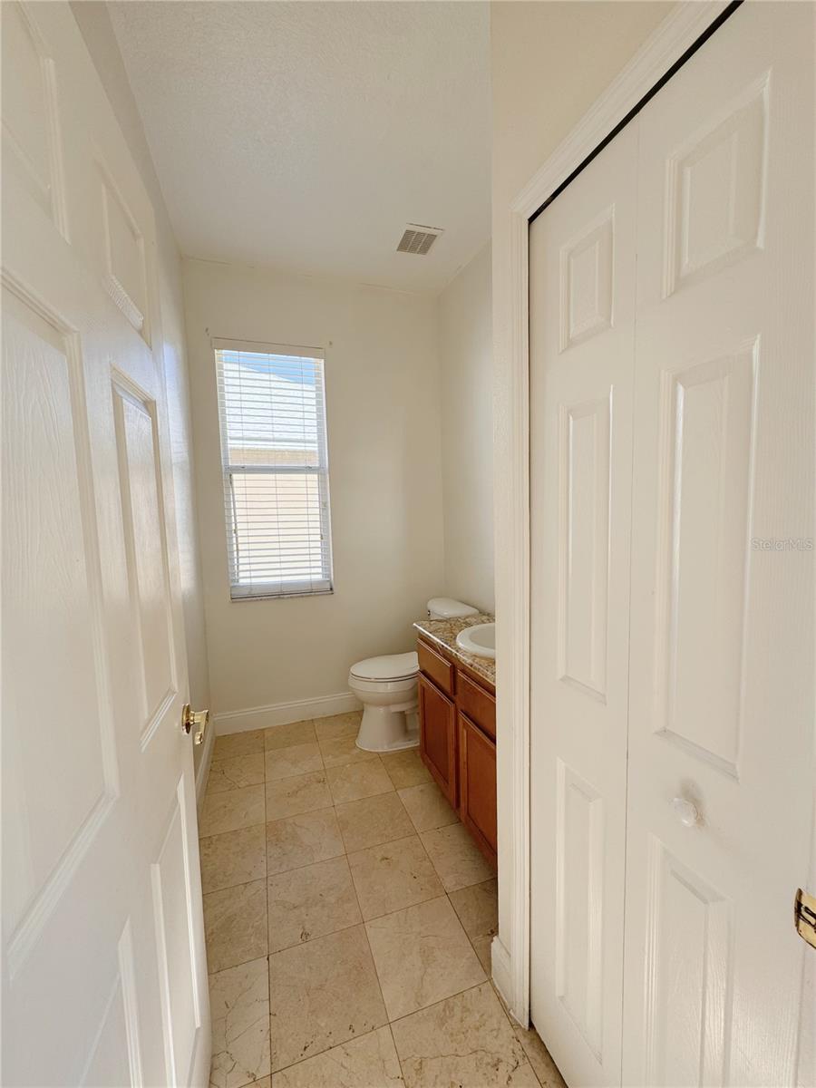 SUMMERPORT PHASE 1 - Residential Lease