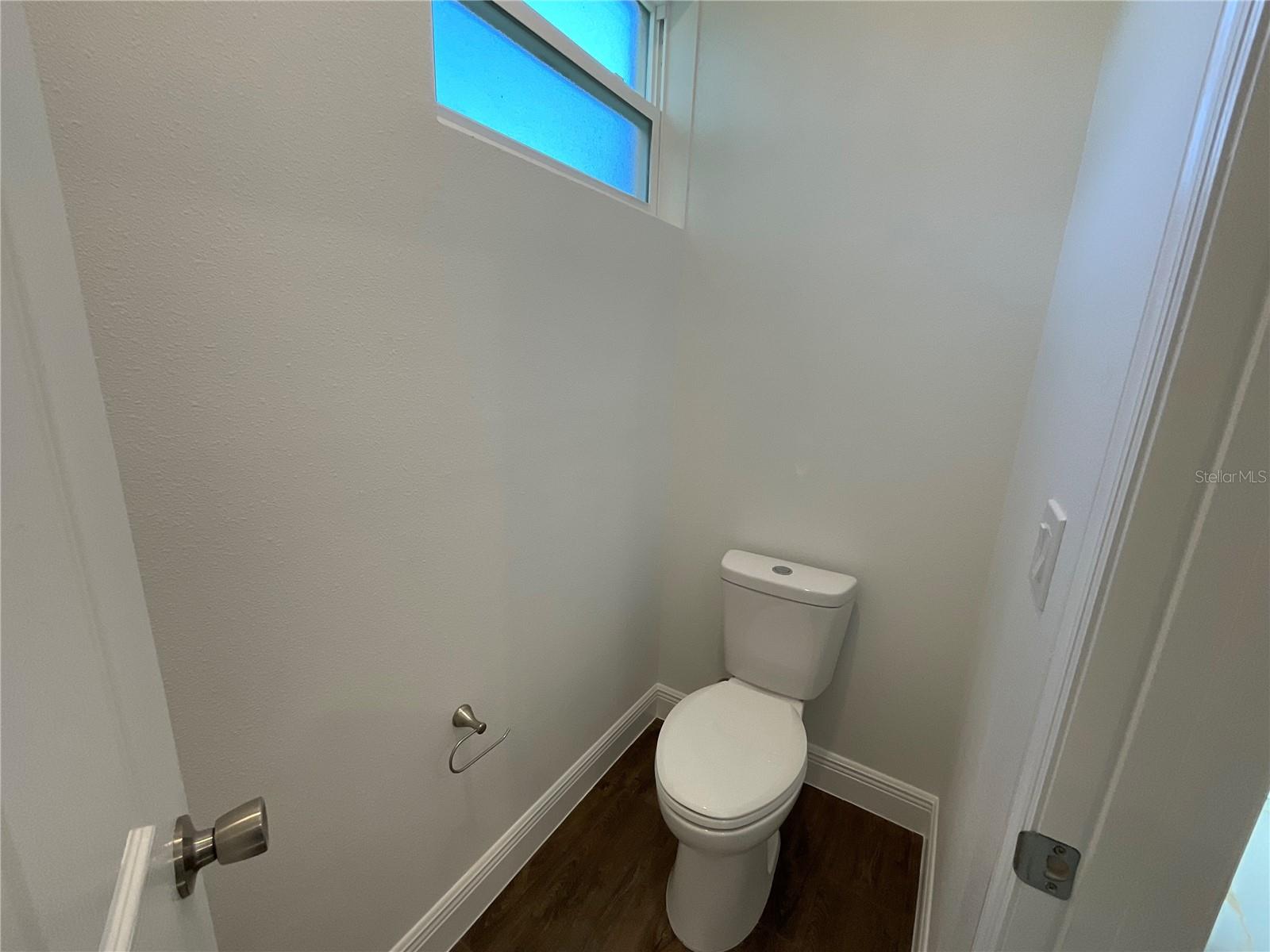 CLEAR LAKE VIEWS - Residential