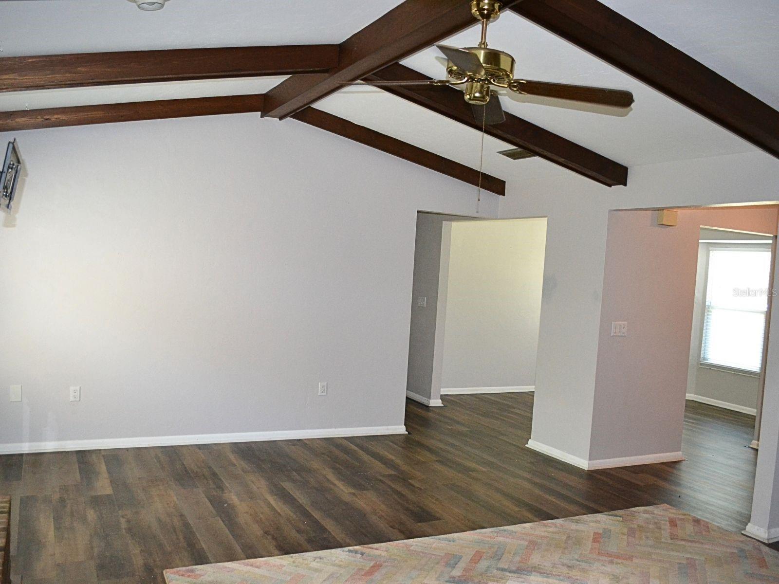 RAINBOW SPGS 04 REP - Residential