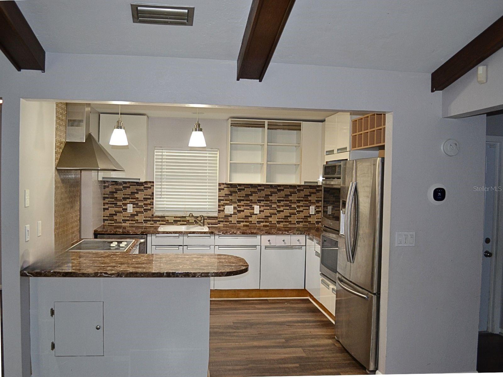 RAINBOW SPGS 04 REP - Residential