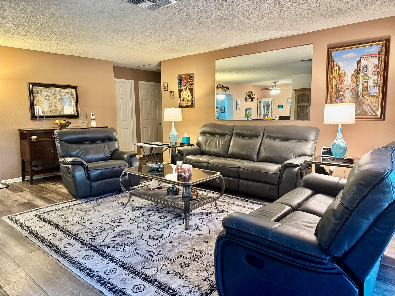 1435 COUNTRY RIDGE DRIVE