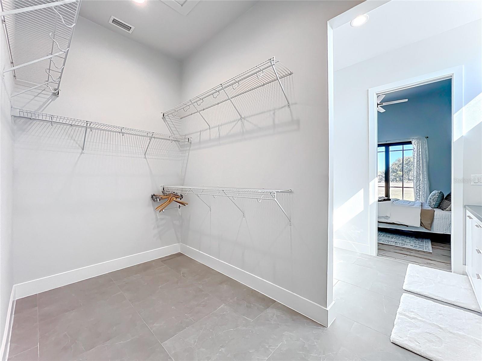 HIDDEN RIVER LAKES - Residential