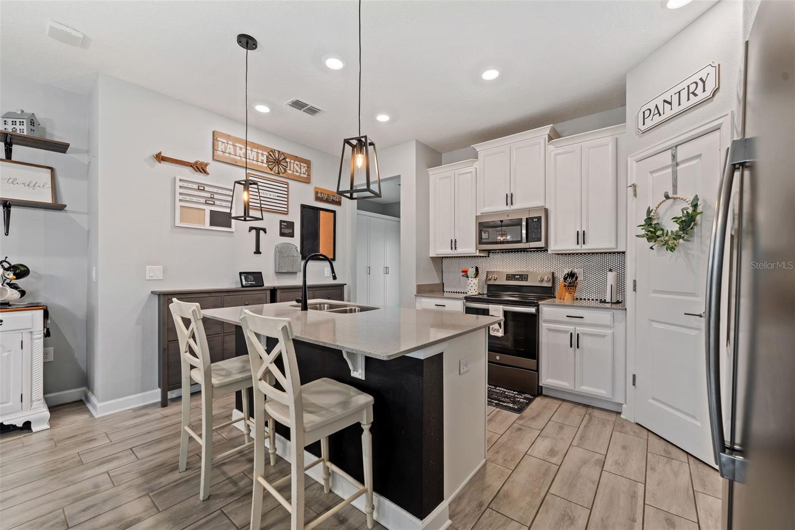 STOREY GROVE PH 2 - Residential