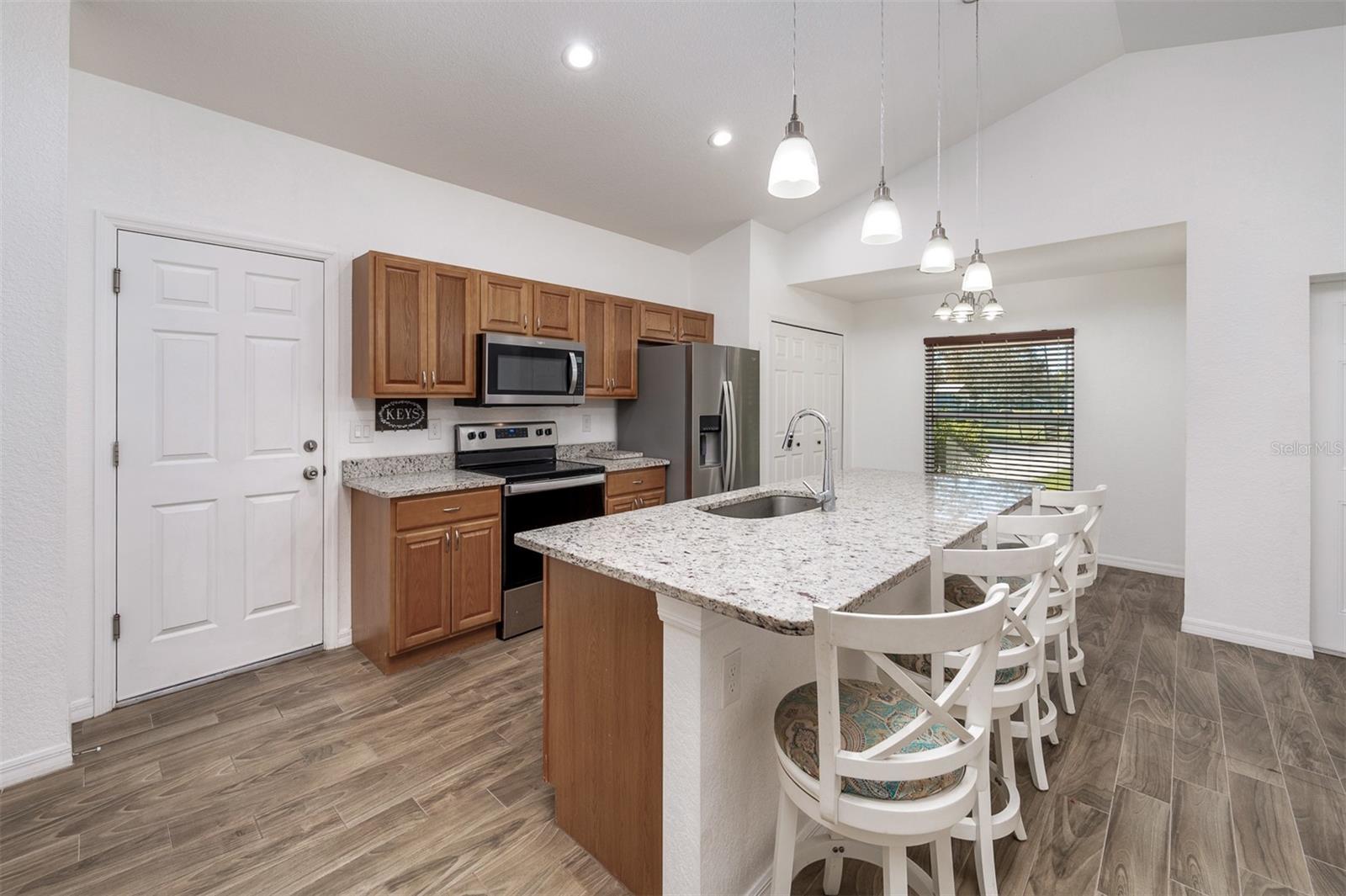 2245 SCOTT ROAD