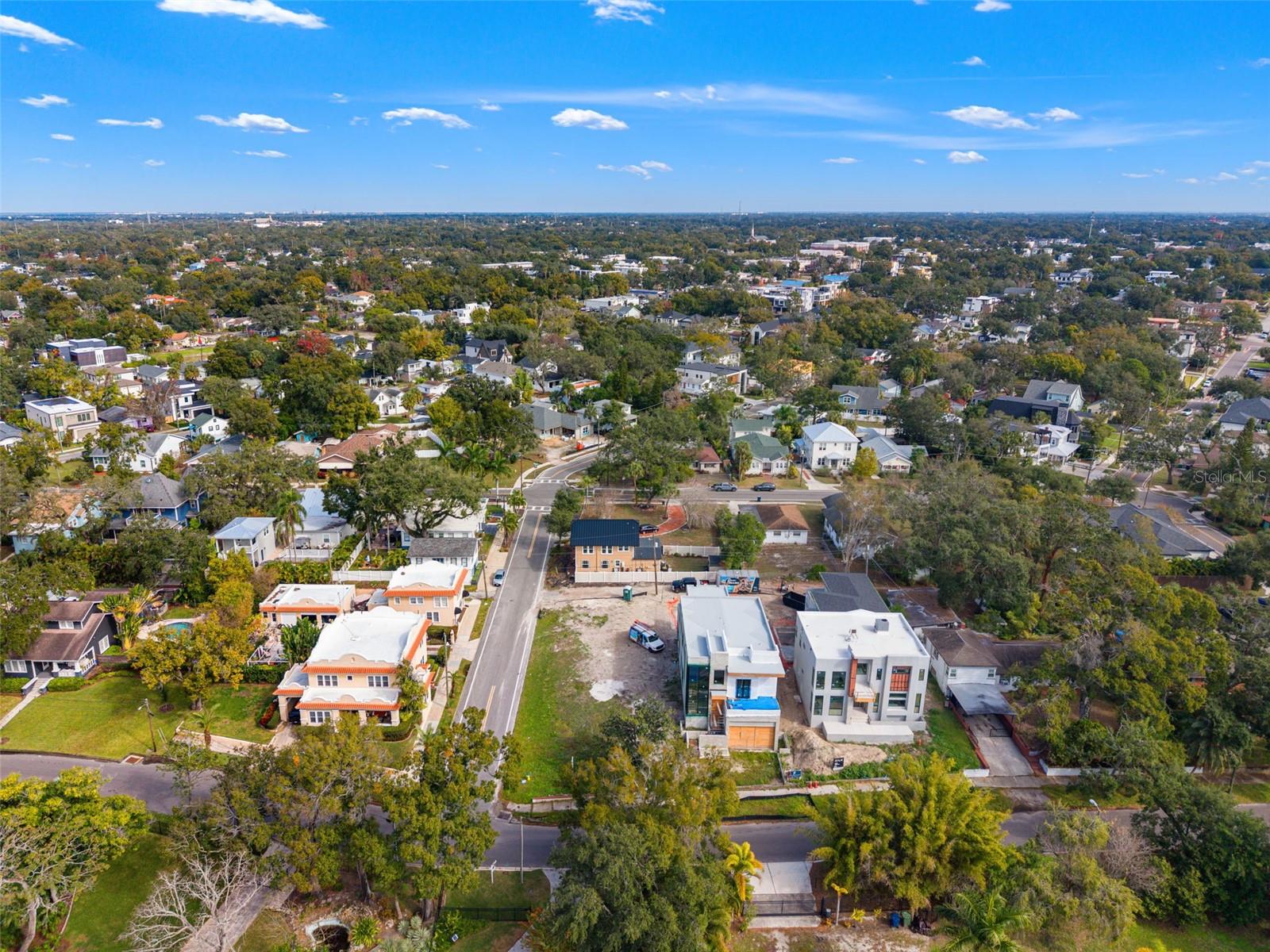 2313 N RIVERSIDE DRIVE