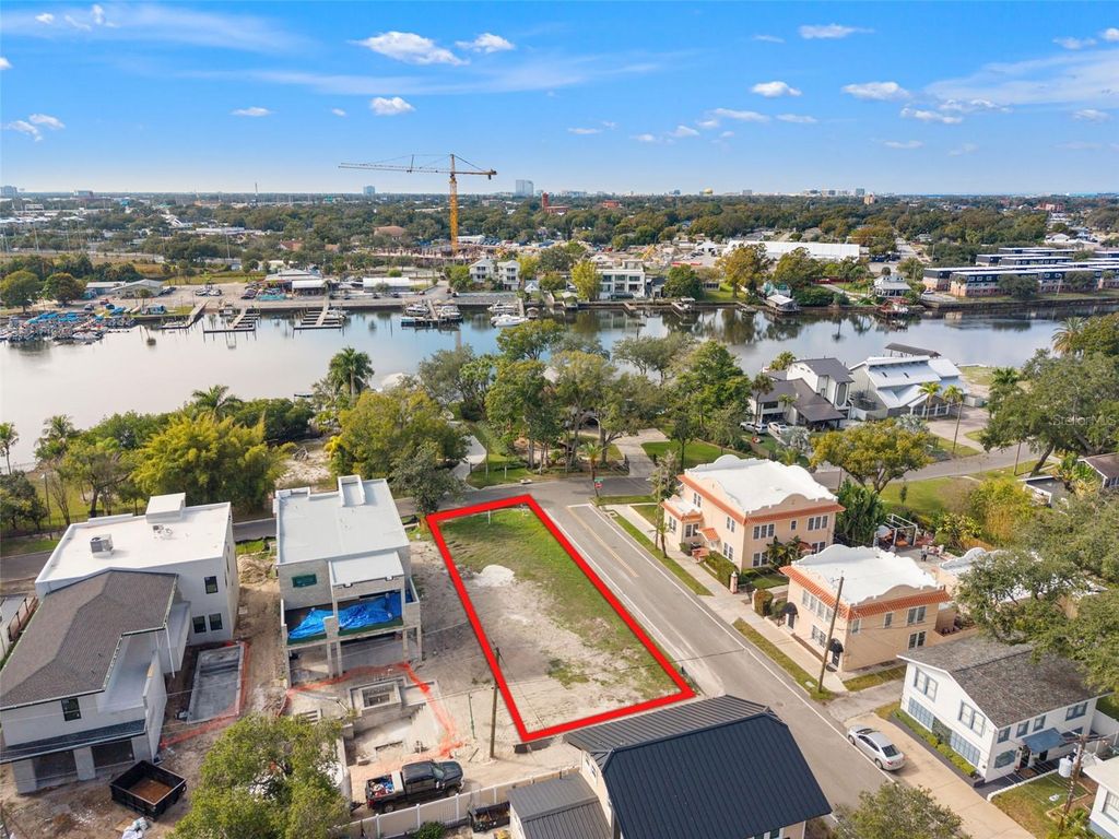 Photo of 2313 N Riverside Drive, Tampa, FL 33602 (MLS # TB8462032)